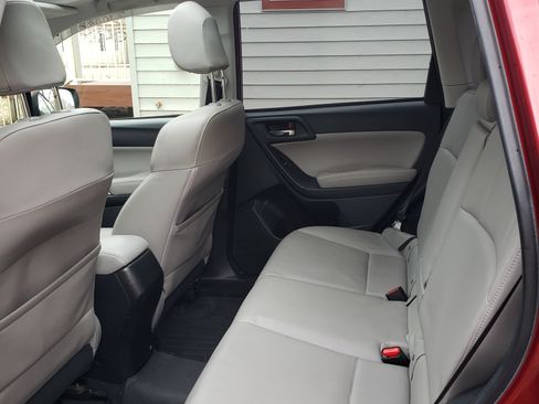 Used 2014 Subaru Forester 2.5i Limited w/ Popular Package #1 image 9