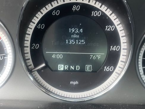 Used 2011 Mercedes-Benz C 300 4MATIC Sedan image 6