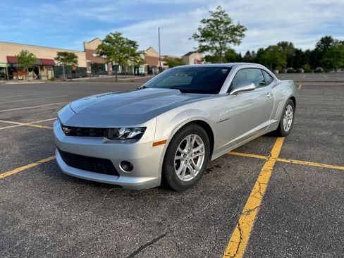 Used 2014 Chevrolet Camaro LT RWD image 1