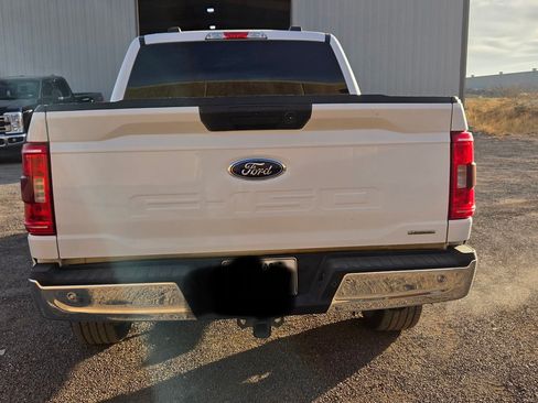 Used 2022 Ford F150 XLT w/ Trailer Tow Package image 2