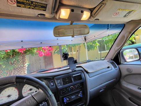 Used 2001 Toyota Tacoma PreRunner RWD image 29