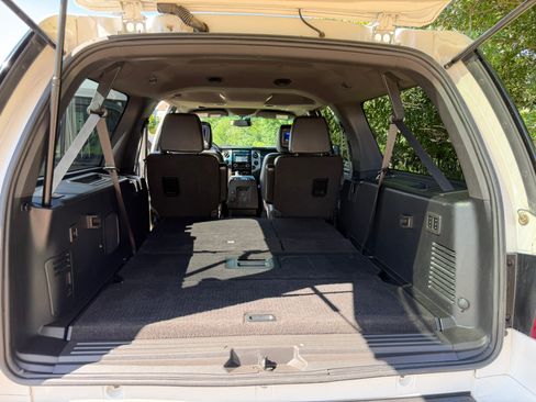 Used 2014 Ford Expedition EL Limited w/ Equipment Group 301A AWD/4WD image 24