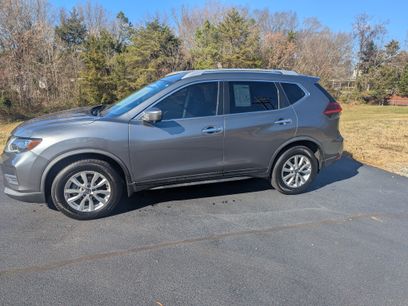 Used 2018 Nissan Rogue SV w/ Premium Package