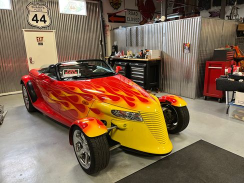 Used 1999 Plymouth Prowler image 11
