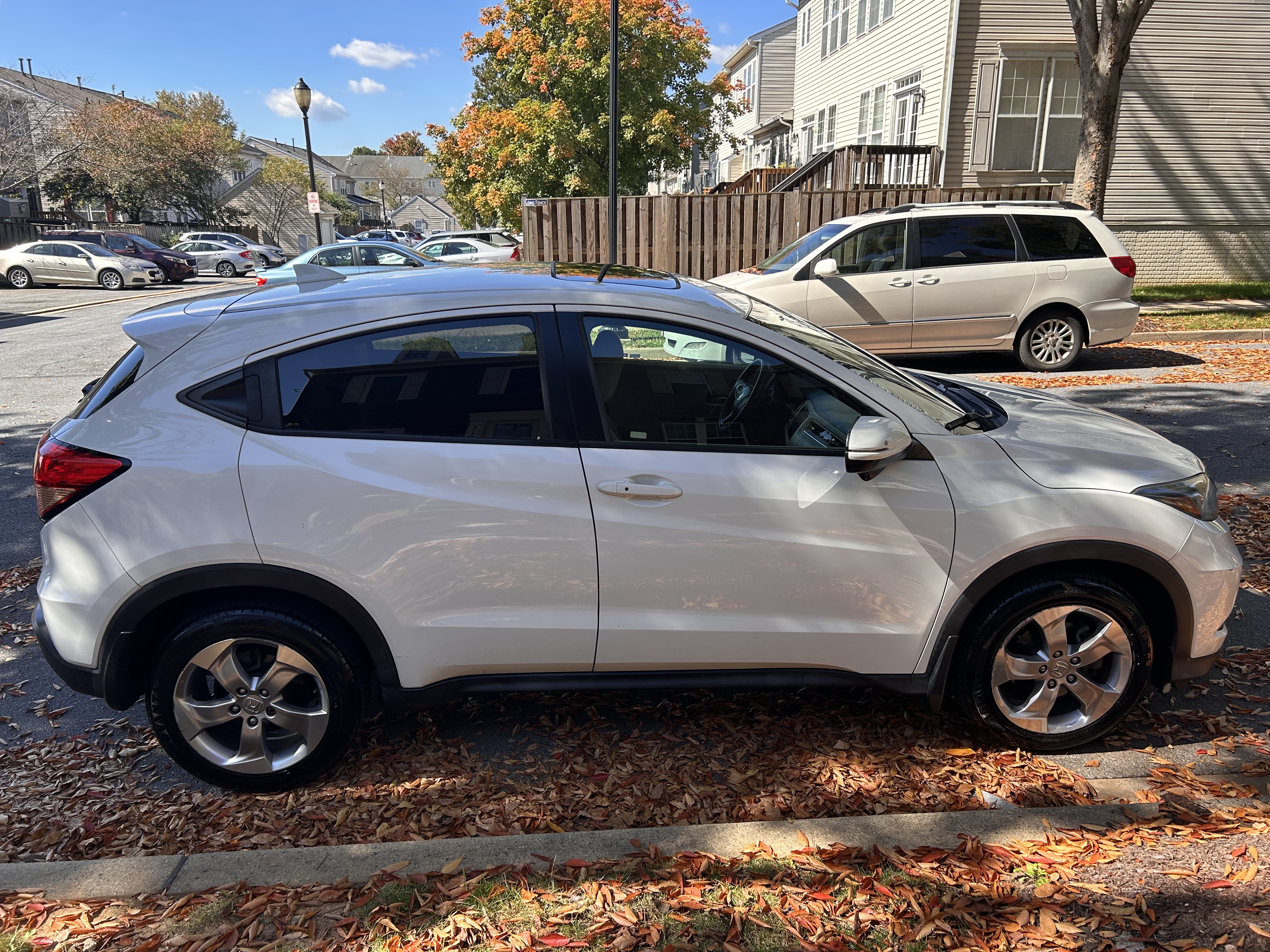 Used 2017 Honda HR-V EX image 6