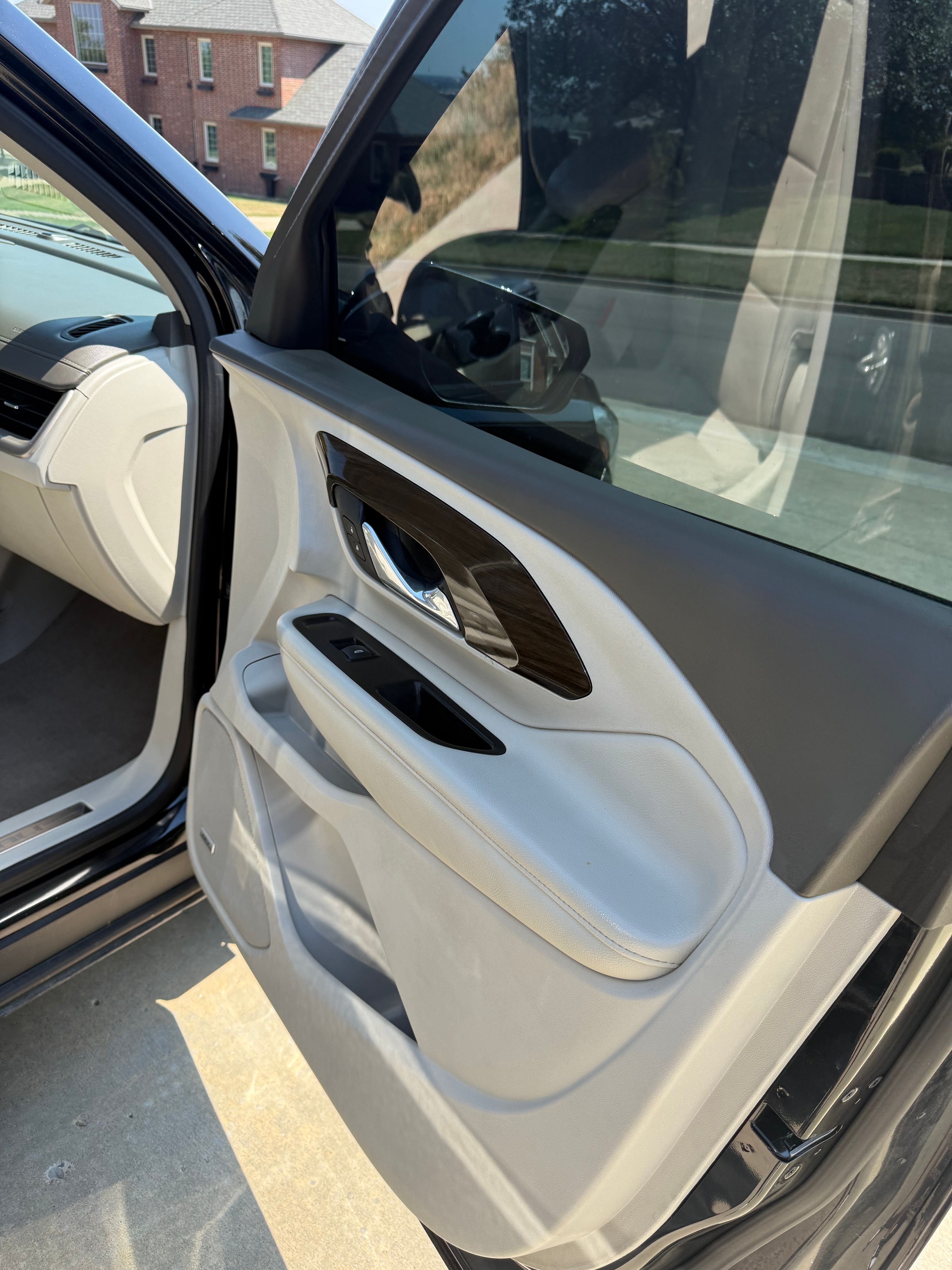 Used 2019 GMC Terrain Denali w/ Comfort Package FWD image 12