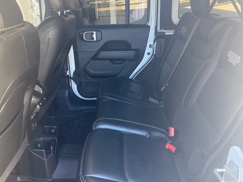 Used 2023 Jeep Wrangler Unlimited Sahara w/ Cold Weather Group image 5