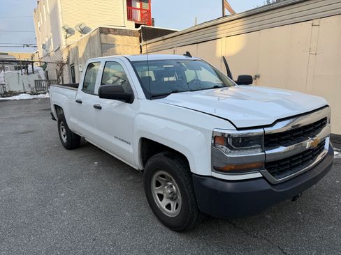 Used 2017 Chevrolet Silverado 1500 W/T image 16