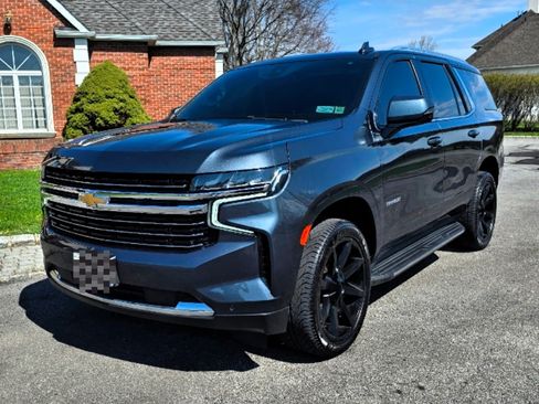Used 2021 Chevrolet Tahoe LT w/ LT Signature Package AWD/4WD image 2