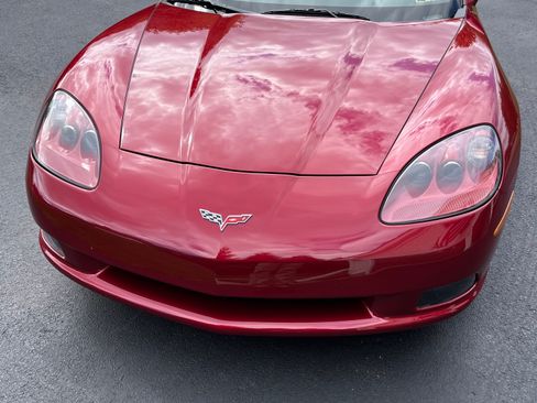 Used 2010 Chevrolet Corvette Convertible w/ Preferred Equipment Group RWD image 4
