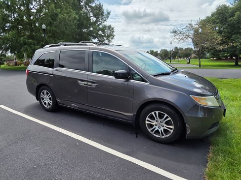 Used 2011 Honda Odyssey EX-L image 5