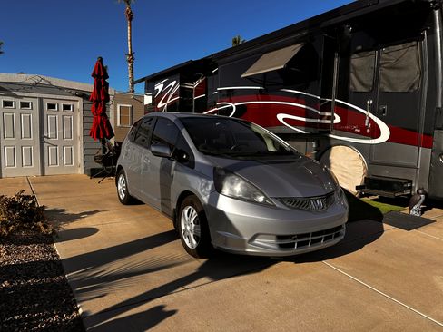 Used 2013 Honda Fit image 1