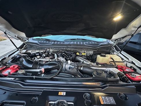 Used 2017 Ford F250 XLT w/ XLT Value Package image 5