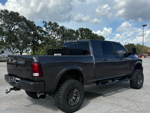 Used 2017 RAM 2500 Laramie w/ Sport Appearance Group AWD/4WD image 5