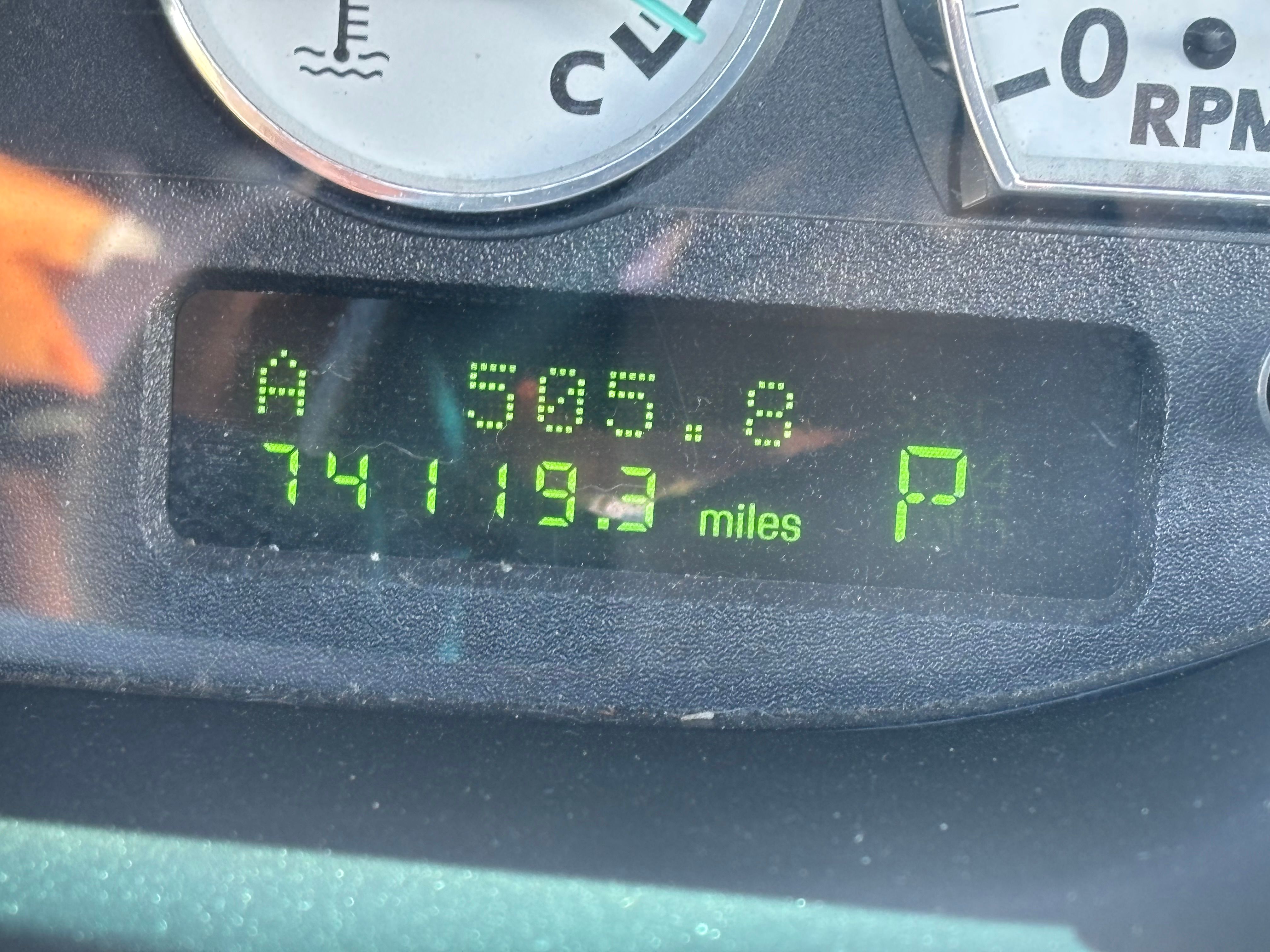 Used 2004 Ford Thunderbird RWD image 11