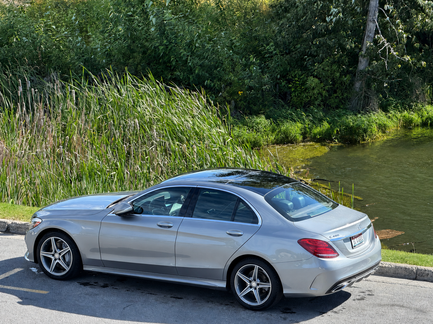 Used 2015 Mercedes-Benz C 400 4MATIC image 5