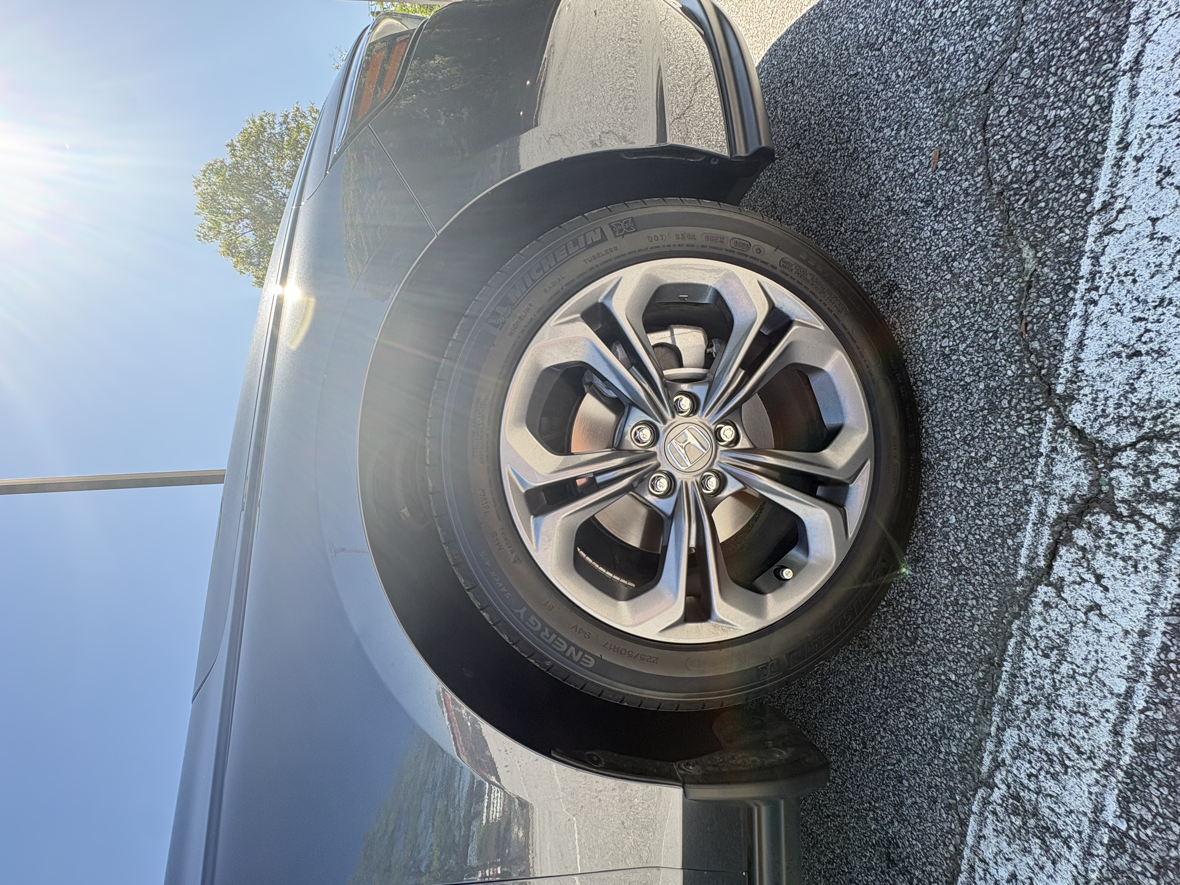 Used 2023 Honda Accord EX image 9