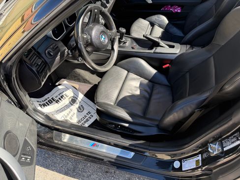 Used 2006 BMW M Roadster image 12