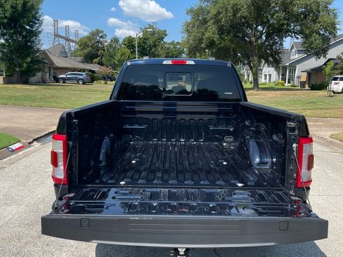 Used 2021 Ford F150 Lariat RWD image 11