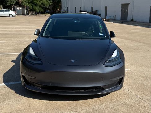 Used 2021 Tesla Model 3 Standard Range Plus RWD image 2