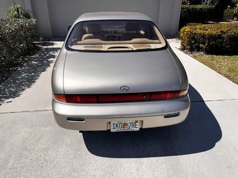 Used 1995 INFINITI J30 30 Sedan 4D image 9