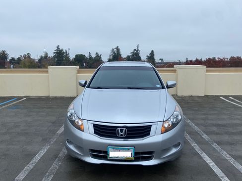 Used 2009 Honda Accord EX-L image 2