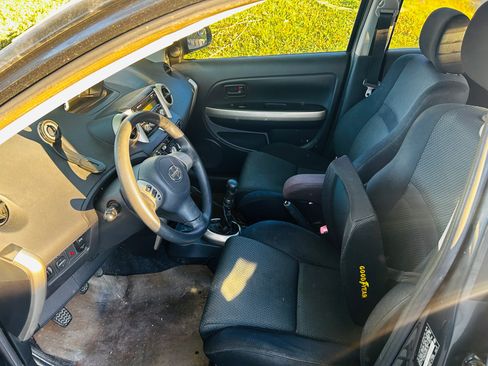 Used 2006 Scion xA Hatchback 4D image 11