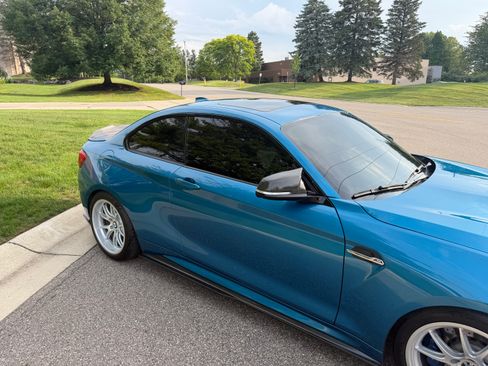 Used 2018 BMW M2 RWD image 10