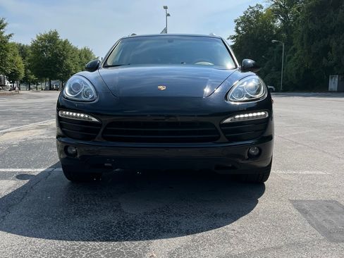 Used 2013 Porsche Cayenne image 2
