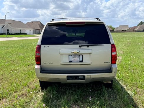 Used 2011 Chevrolet Tahoe LS image 4
