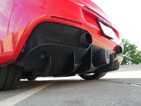 Used 2018 Ferrari 488 Spider RWD image 22
