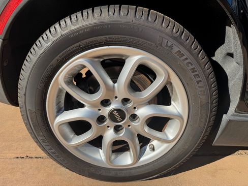 Used 2016 MINI Cooper Clubman image 24