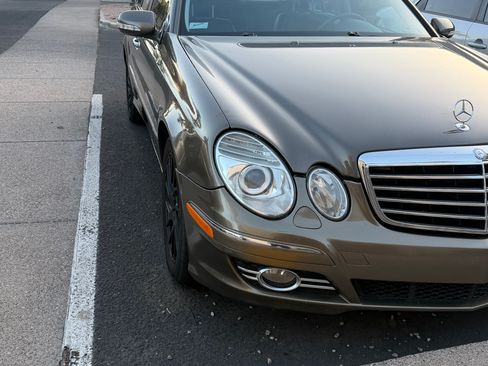 Used 2008 Mercedes-Benz E 350 4MATIC Sedan image 11