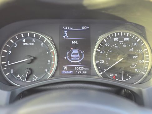 Used 2018 INFINITI Q50 Luxe w/ Essential Package (3.0T Luxe) image 6