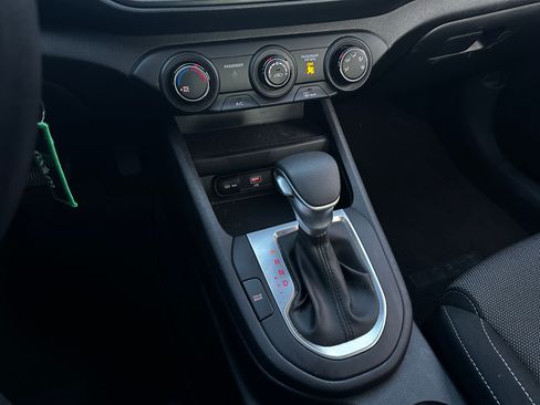 Used 2024 Kia Forte LXS w/ LXS Technology Package image 23