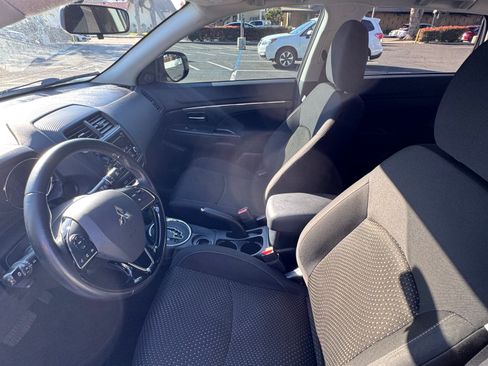 Used 2016 Mitsubishi Outlander Sport ES image 12
