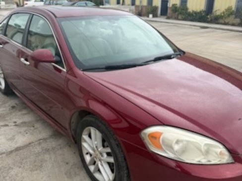 Used 2010 Chevrolet Impala LTZ image 4