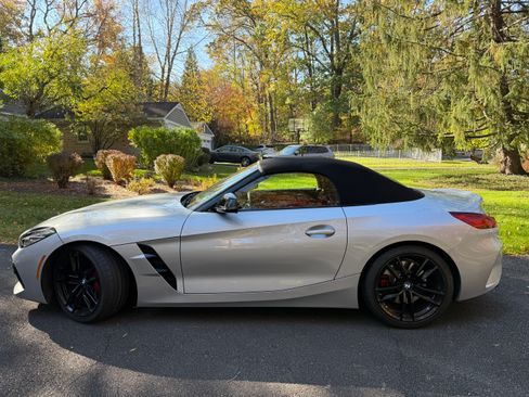 Used 2021 BMW Z4 M40i w/ Shadowloine Package image 4