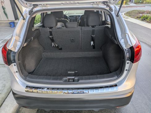 Used 2017 Nissan Rogue Sport S w/ S Appearance Package image 12