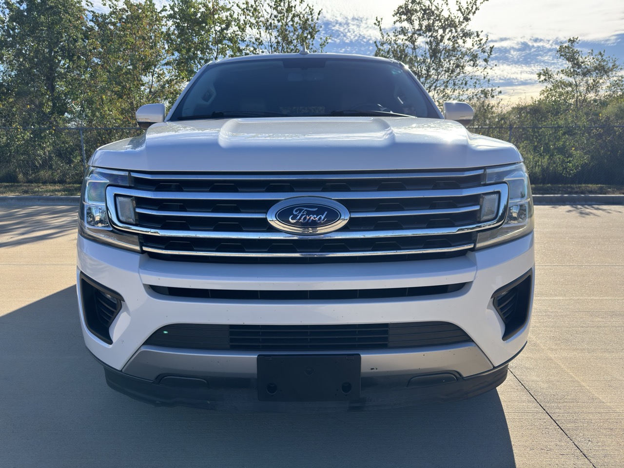 Used 2018 Ford Expedition Max XLT w/ Equipment Group 202A RWD image 12