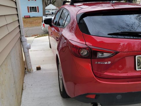 Used 2015 MAZDA MAZDA3 i Sport image 8