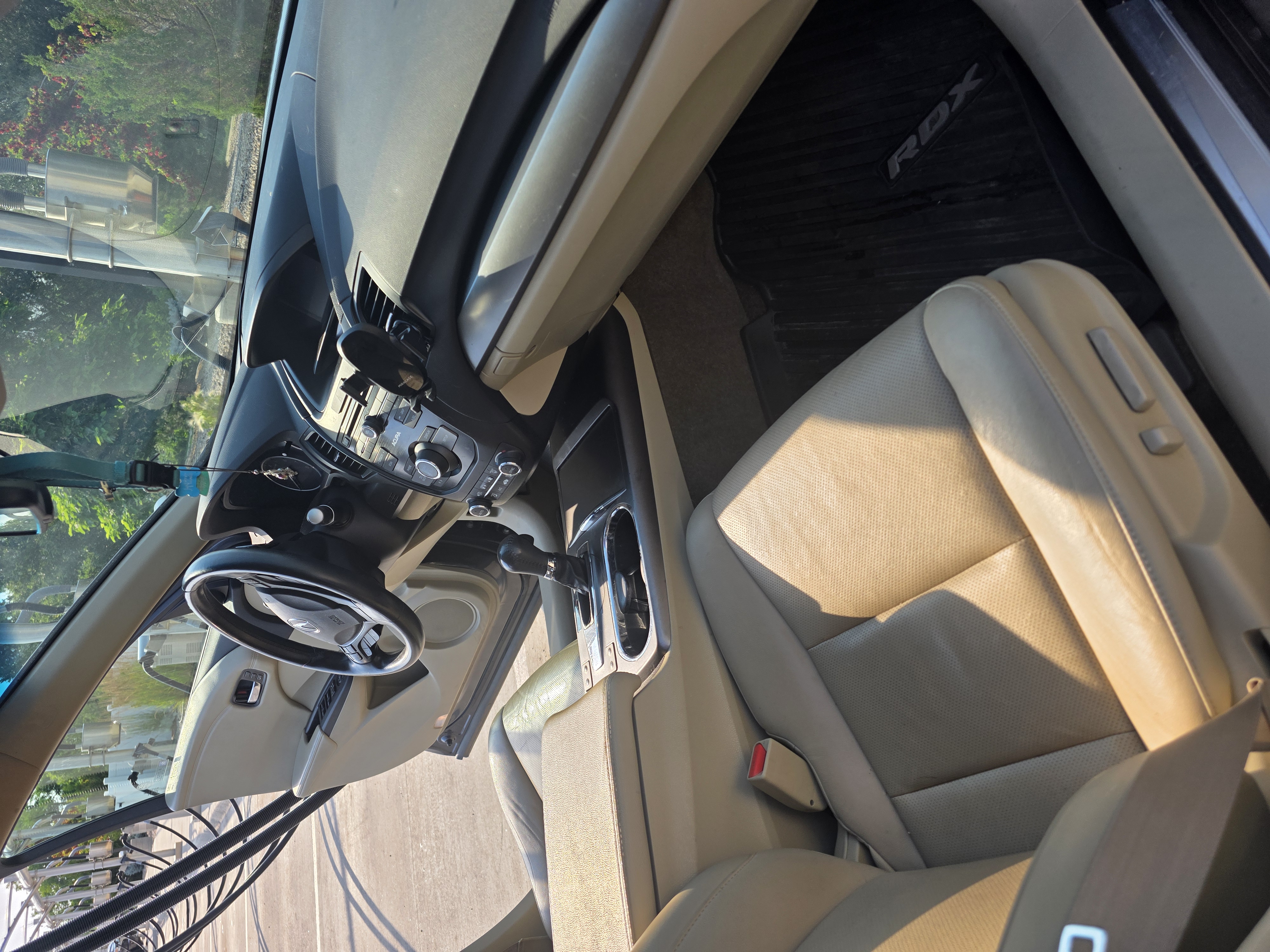 Used 2015 Acura RDX AWD image 11