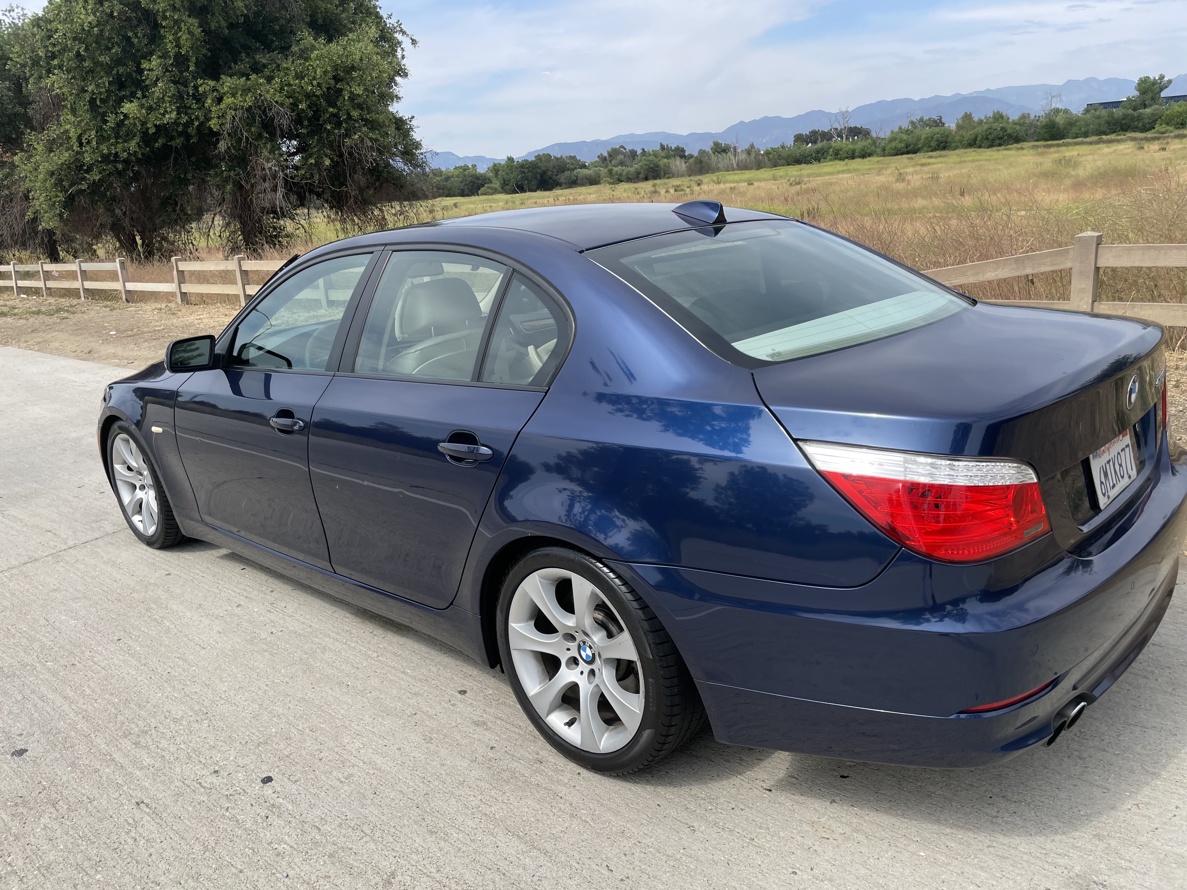 Used 2010 BMW 535i Sedan RWD image 8
