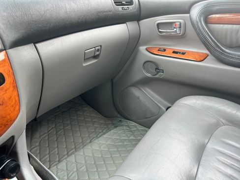 Used 2007 Lexus LX 470 470 Sport Utility 4D image 17