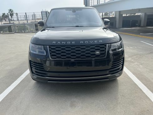 Used 2021 Land Rover Range Rover image 2
