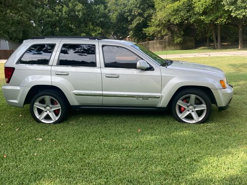 Used 2009 Jeep Grand Cherokee SRT8 w/ SRT Option Group I AWD/4WD image 4