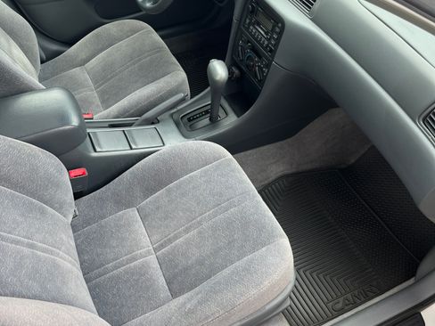 Used 1999 Toyota Camry LE FWD image 10