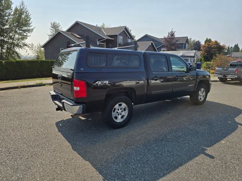 Used 2008 Chevrolet Silverado 1500 LTZ w/ Max Trailering Pack image 6