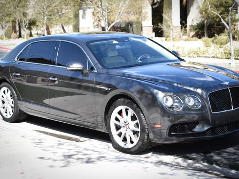 Used 2017 Bentley Flying Spur S V8 image 4