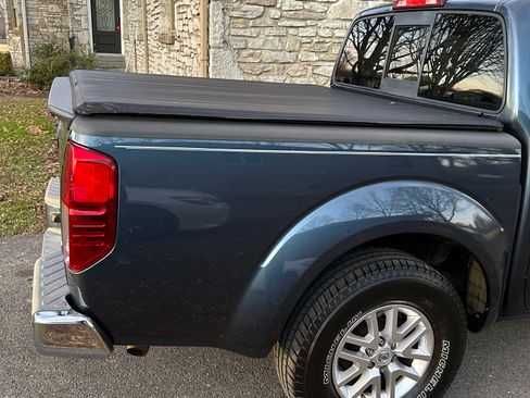 Used 2014 Nissan Frontier SV w/ SV Value Truck Package image 6